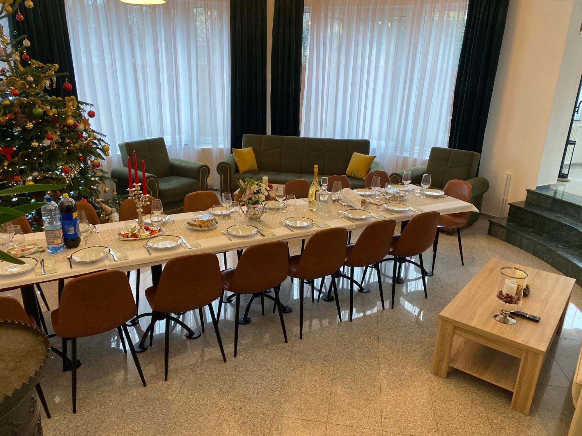 Budux Delux Vila Săcele Eksteriør billede
